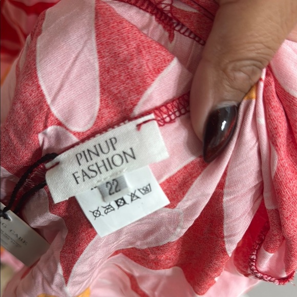 Red and Orange Sleeveless Maxi Sundress with Square Neck - Picture 3 of 9
